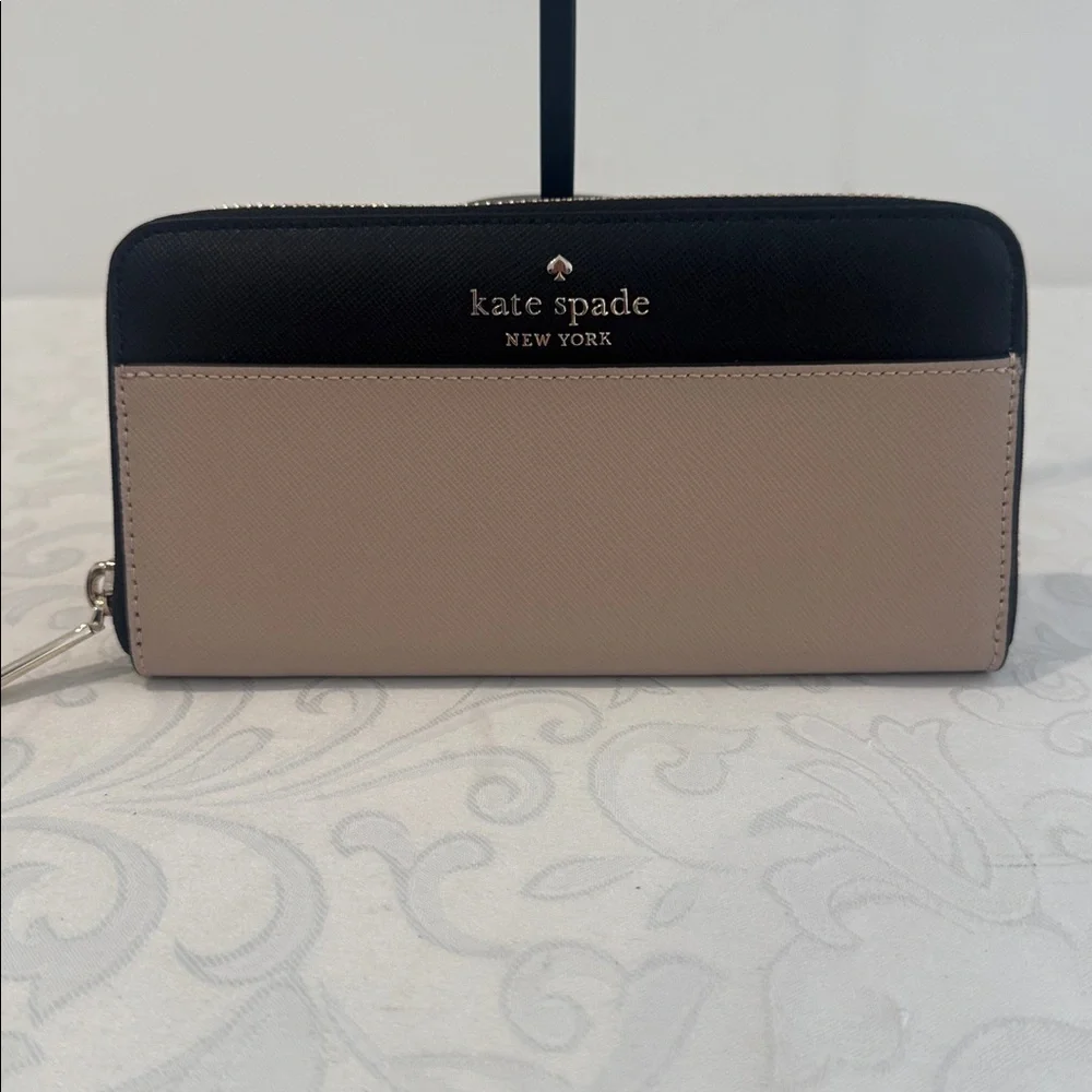 ♠️Kate Spade Black NY Staci Continental Wallet